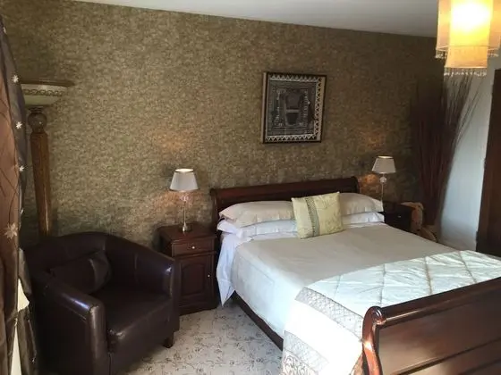 Deluxe Tek Büyük Yataklı Oda, 1 Büyük (Queen) Boy Yatak, Sigara İçilmez, Şehir Manzaralı