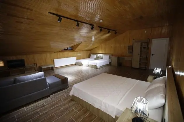 Suite, Bahçe Manzaralı, Küvetli
