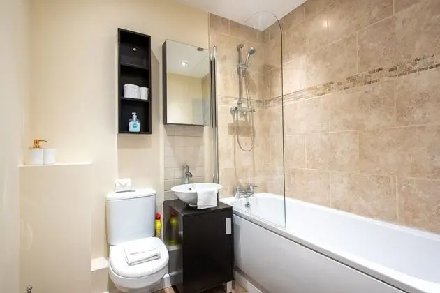 Apart Daire, Özel Banyo, Avlu Manzaralı