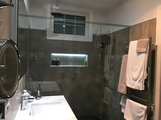 Deluxe Tek Büyük Yataklı Oda, 1 En Büyük (King) Boy Yatak, Engellilere Uygun