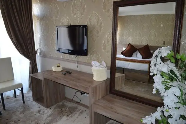Standard Tek Büyük veya İki Ayrı Yataklı Oda