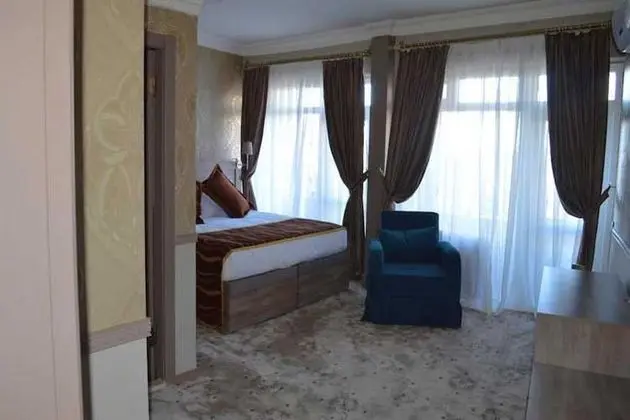 Standart Triple Oda