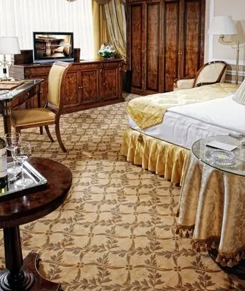 Deluxe Tek Büyük veya İki Ayrı Yataklı Oda