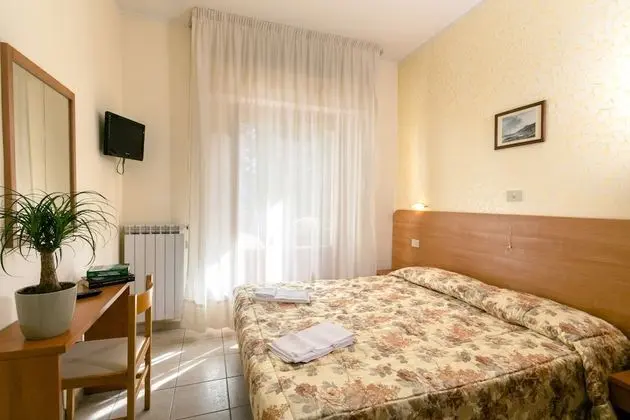 Classic Tek Büyük veya İki Ayrı Yataklı Oda