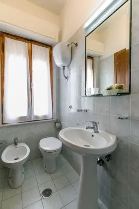 Classic Tek Büyük veya İki Ayrı Yataklı Oda