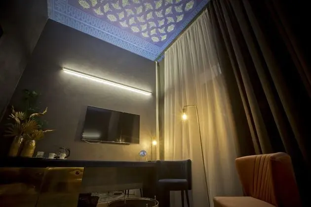 Deluxe Tek Büyük Yataklı Oda