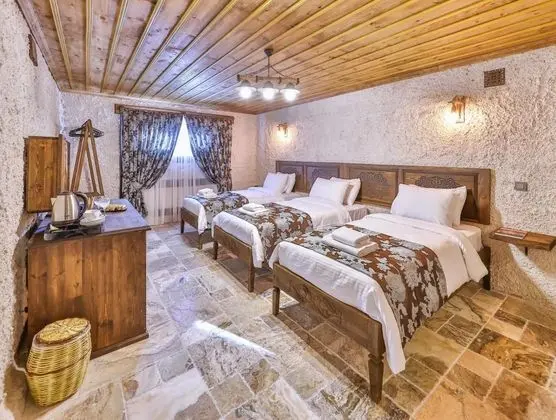 Ekonomik Üç Kişilik Oda, Manzarasız, Bodrum Kat