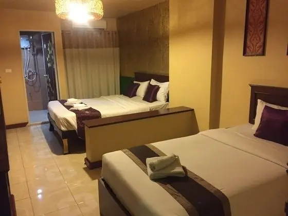 Triple Room