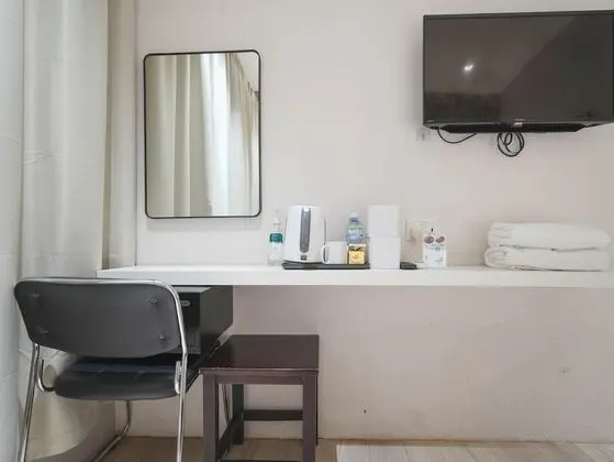 Deluxe Double With Window No View