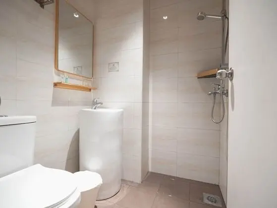 Deluxe Double With Window No View