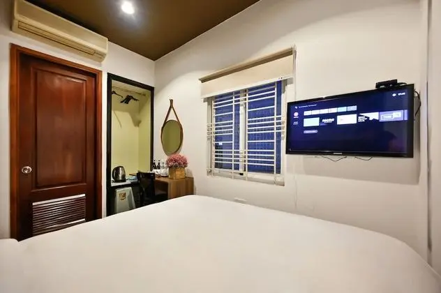 Superior Tek Büyük Yataklı Oda, Şehir Manzaralı (with Window)