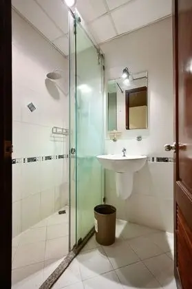 Superior Tek Büyük Yataklı Oda, Şehir Manzaralı (with Window)