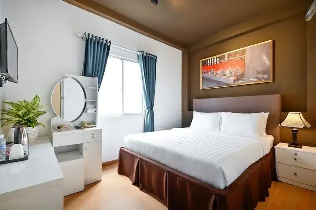 Deluxe Tek Büyük Yataklı Oda (Window)