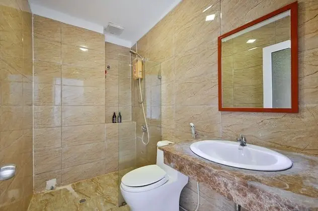 Deluxe Tek Büyük Yataklı Oda (Window)