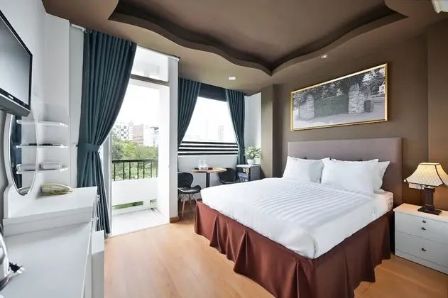 Executive Tek Büyük Yataklı Oda, Balkon, Park Manzaralı