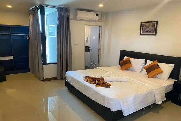 Deluxe Tek Büyük Yataklı Oda