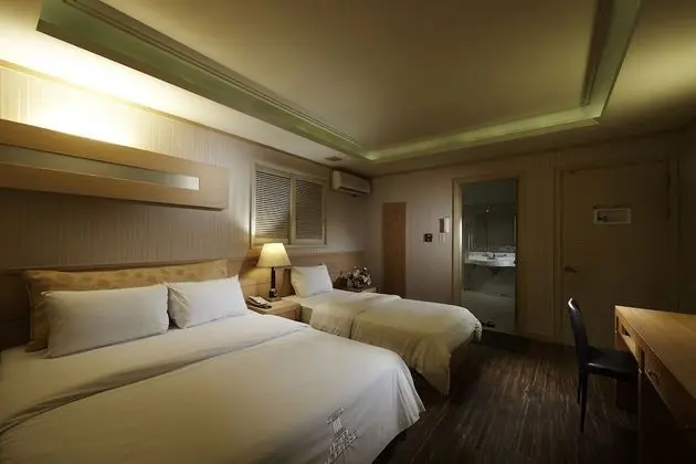 Twin Plus Room