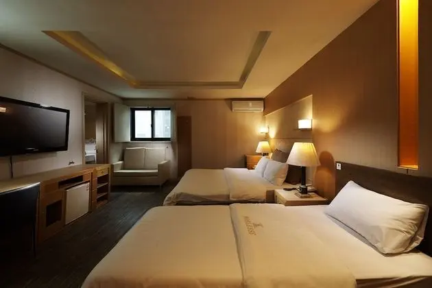 Twin Plus Room