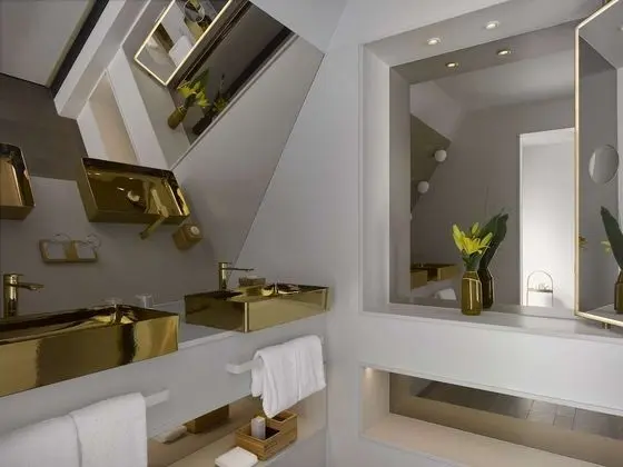 Nobu Suite