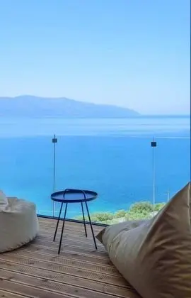 Tek Büyük veya İki Ayrı Yataklı Oda, Deniz Manzaralı