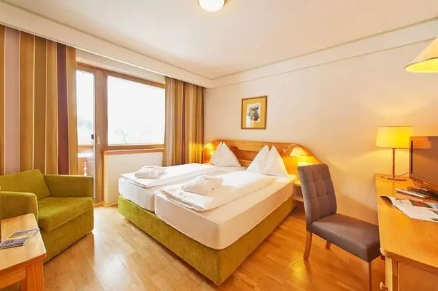 Standard Tek Büyük Yataklı Oda, Balkon, Dağ Manzaralı