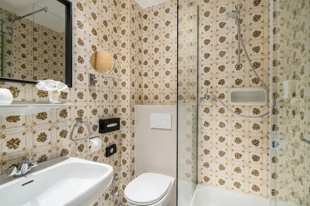 Standard Tek Büyük Yataklı Oda, Balkon, Dağ Manzaralı