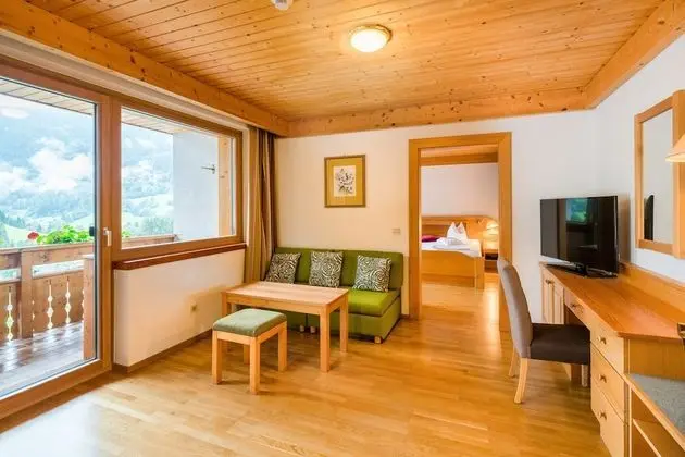 Süit, 1 Yatak Odası, Balkon, Dağ Manzaralı (Strohsack)