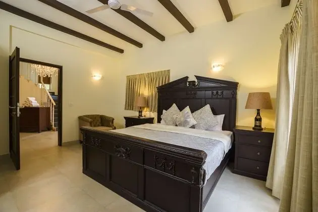 Villa, 4 Yatak Odası, Sigara İçilebilir
