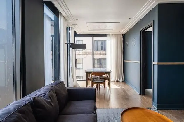 Design Süit, 1 En Büyük (King) Boy Yatak ve Çekyat (13)