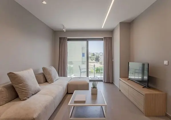 Noemie Luxury Suite 102