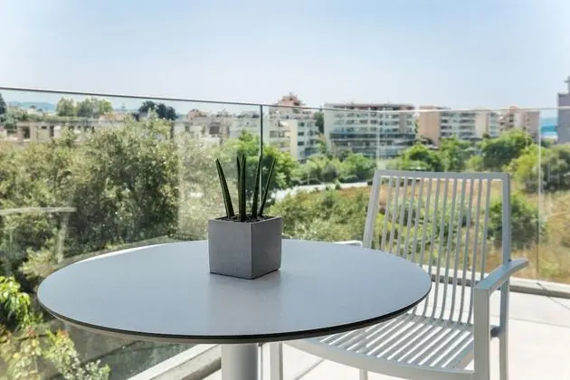 Noemie Luxury Suite 102