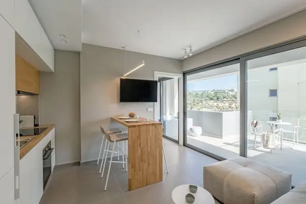 Noemie Luxury Suite 103
