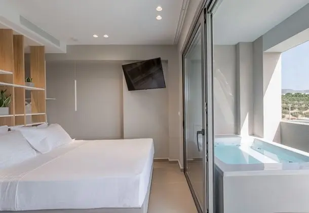 Noemie Luxury Suite 103