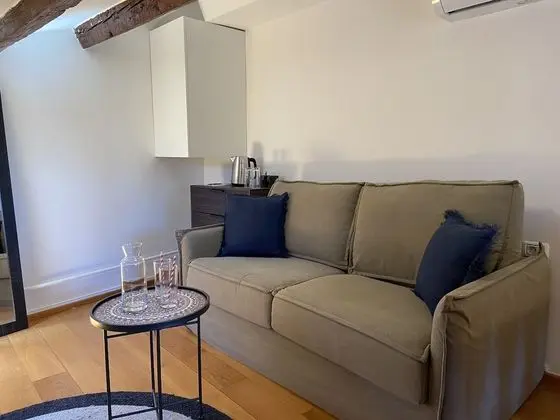 City Süit, 1 Büyük (Queen) Boy Yatak ve Çekyat