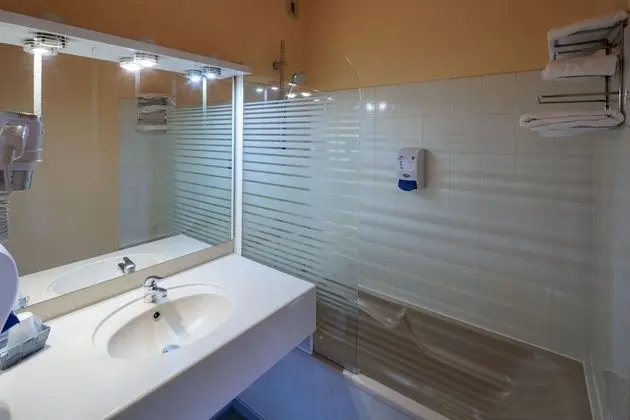 Comfort Tek Büyük veya İki Ayrı Yataklı Oda, 2 Tek Kişilik Yatak