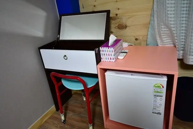 Ortak Ranzalı Oda, Sadece kadınlar için