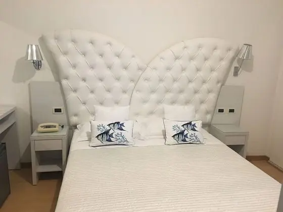 Tek Büyük veya İki Ayrı Yataklı Oda, Balkon