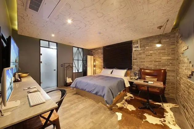 Deluxe Tek Büyük Yataklı Oda