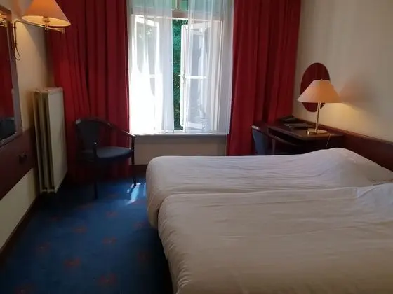 Economy Tek Büyük Yataklı Oda