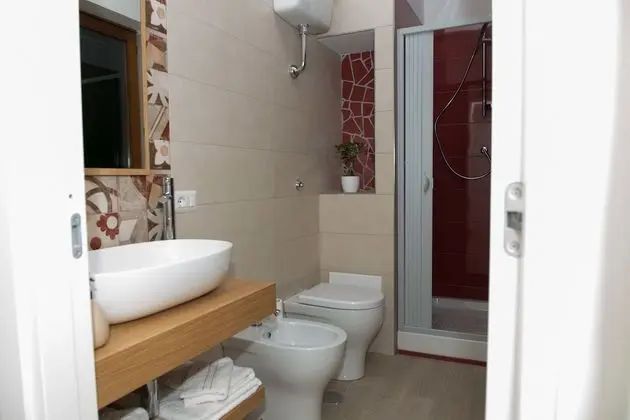 Tek Büyük Yataklı Oda, 1 Büyük (Queen) Boy Yatak (Anfiteatro)