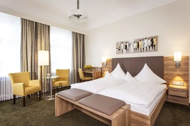 Tek Büyük Yataklı Oda