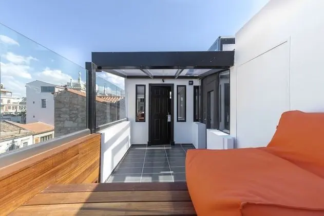 Süit (Acropolis View)