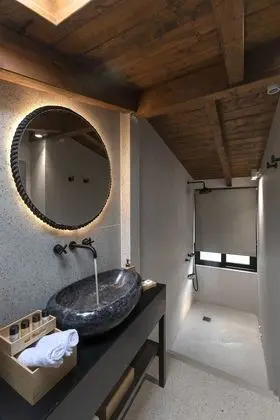 Süit (Acropolis View)