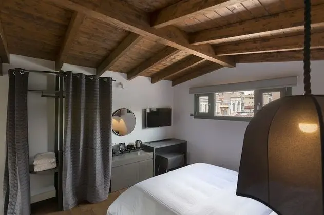 Süit (Acropolis View)