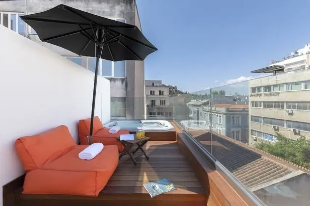 Süit (Acropolis View)