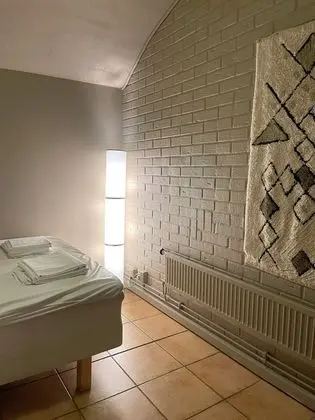 Basic Tek Büyük Yataklı Oda