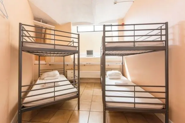 Ortak Ranzalı Oda, Karma Ranzalı Oda (4 beds)