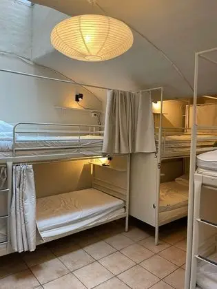 Ortak Ranzalı Oda, Karma Ranzalı Oda, Ortak Banyo (14 beds)