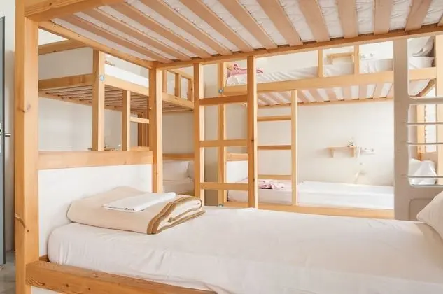 Standard Ortak Ranzalı Oda, Sadece kadınlar için (1 bed in a 8-Bed Dormitory Room)