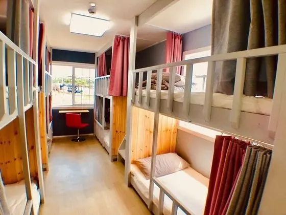 Ortak Ranzalı Oda, Sadece kadınlar için (8 people)